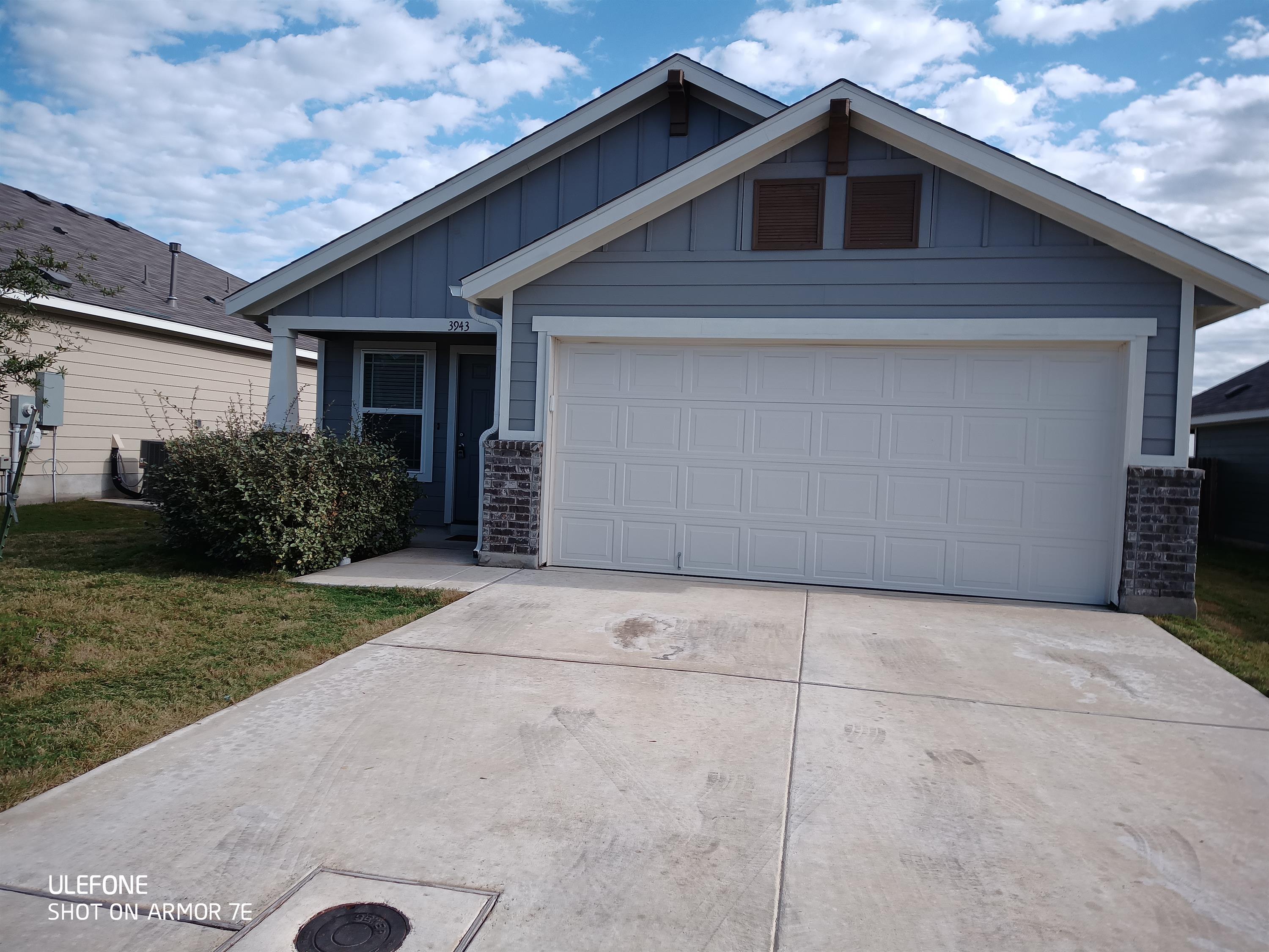 3943 Legend Meadows