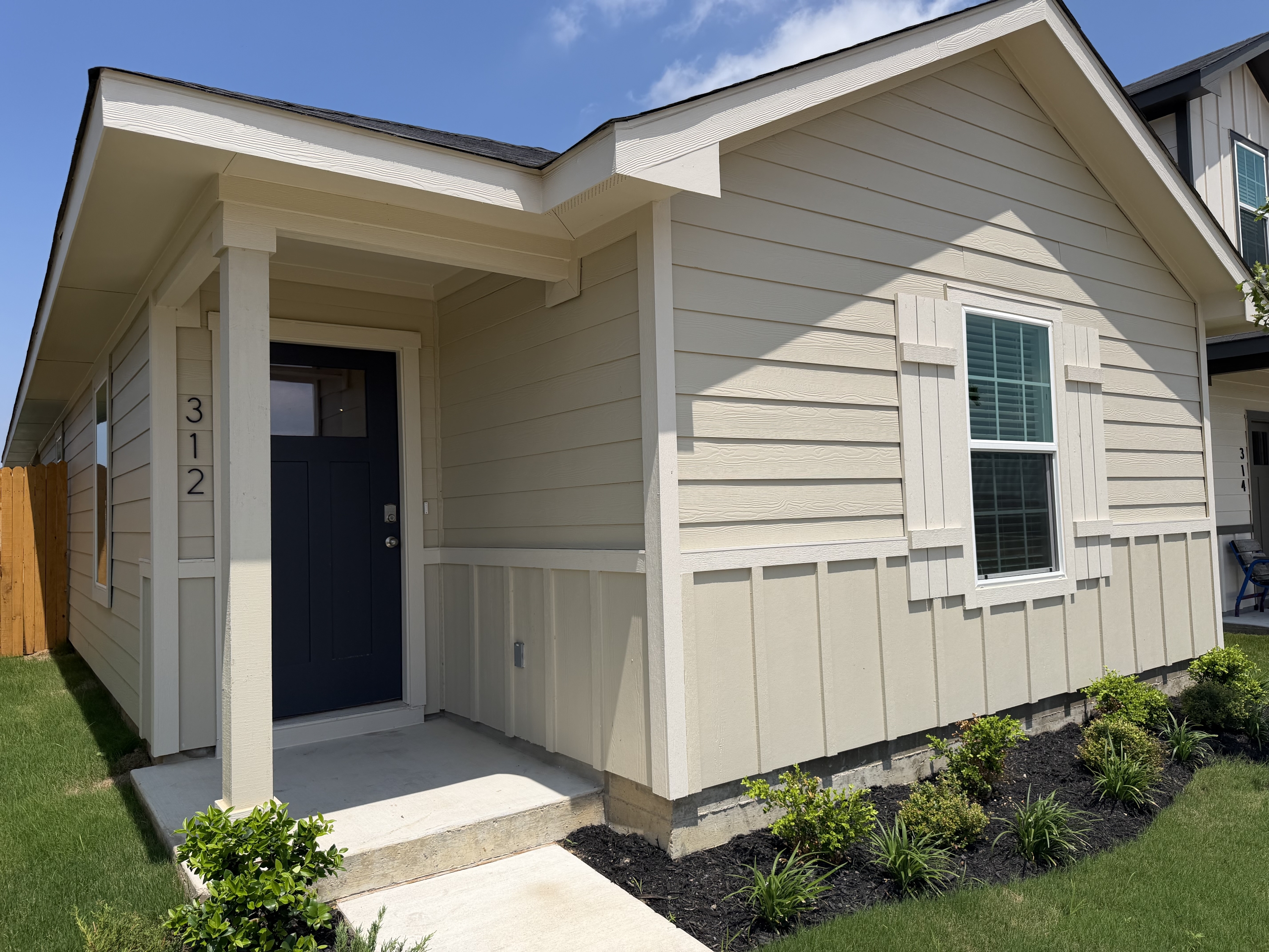 312 Nizao Lane