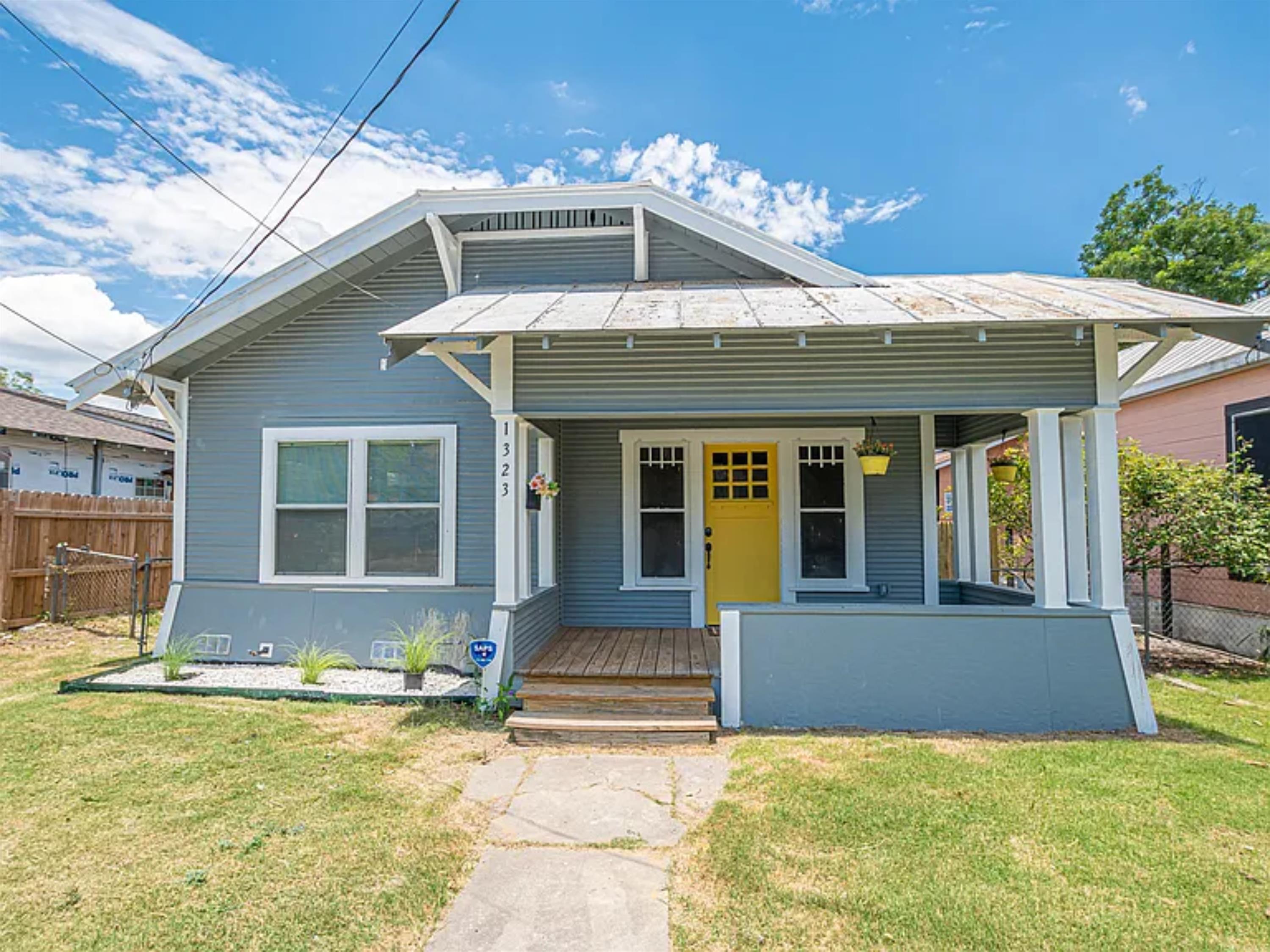 Property main image
