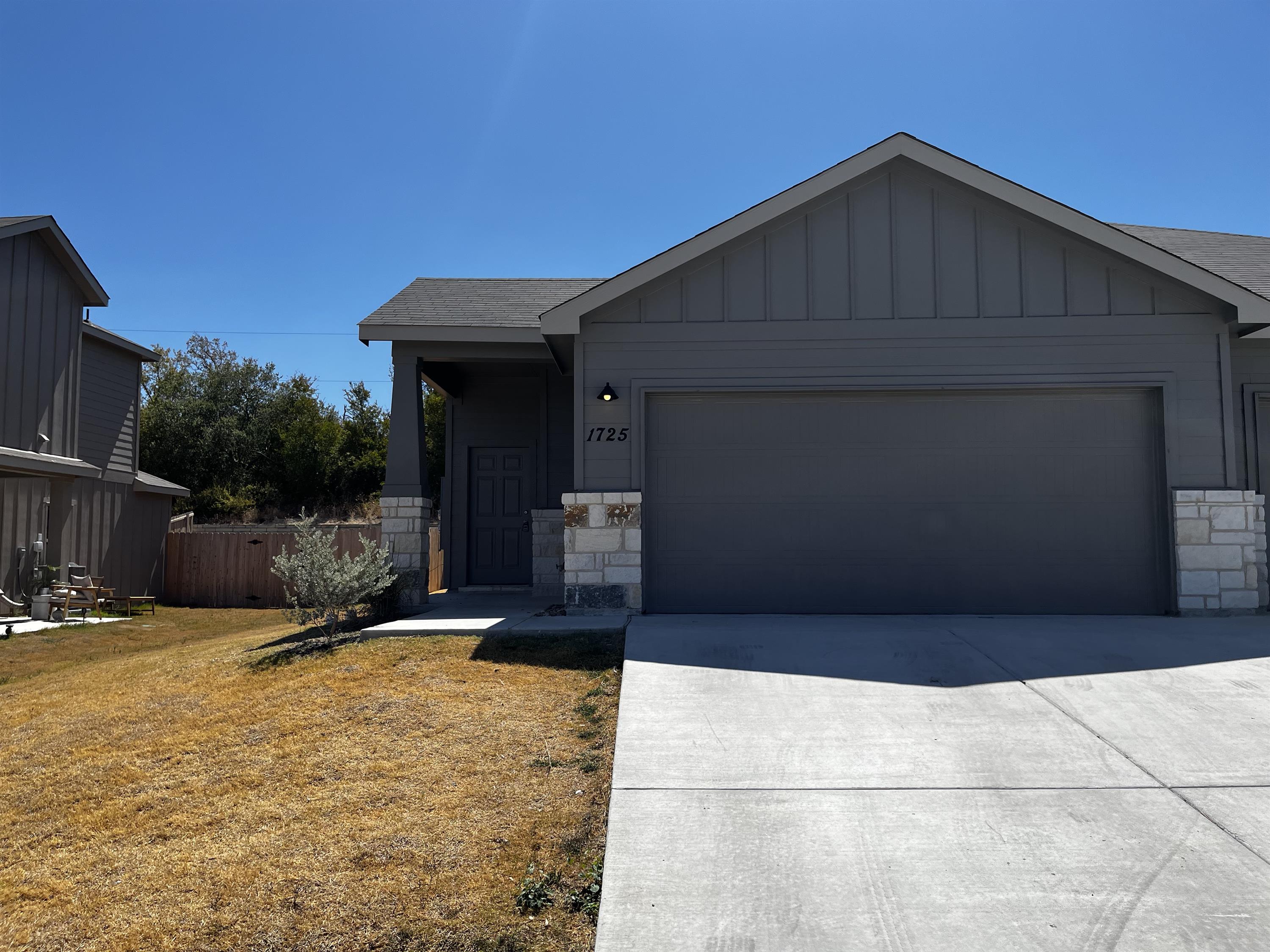 1725 Davidson Ranch Dr - 1