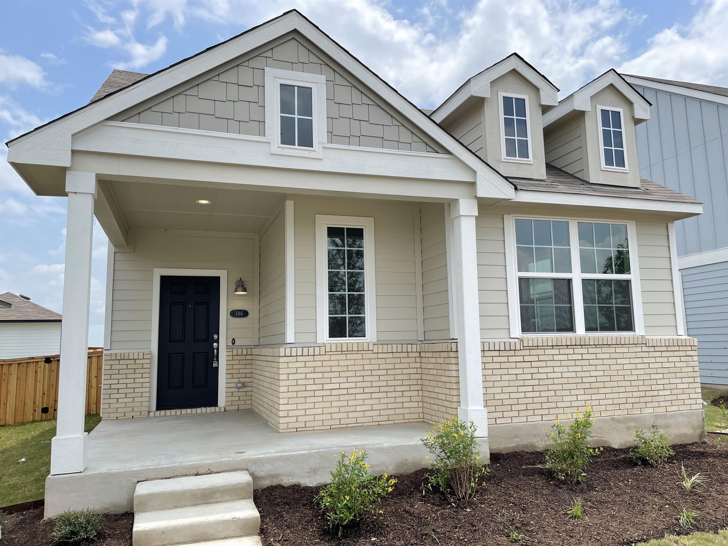 196 FABION ST