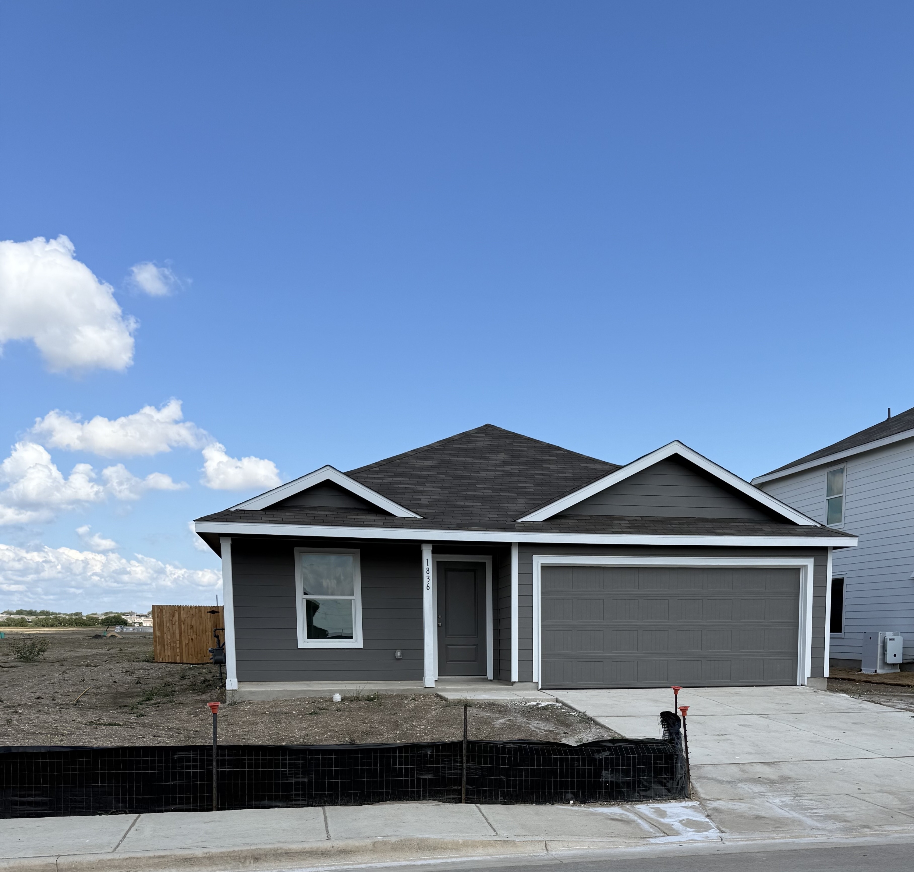 1836 Wood Warbler Lane