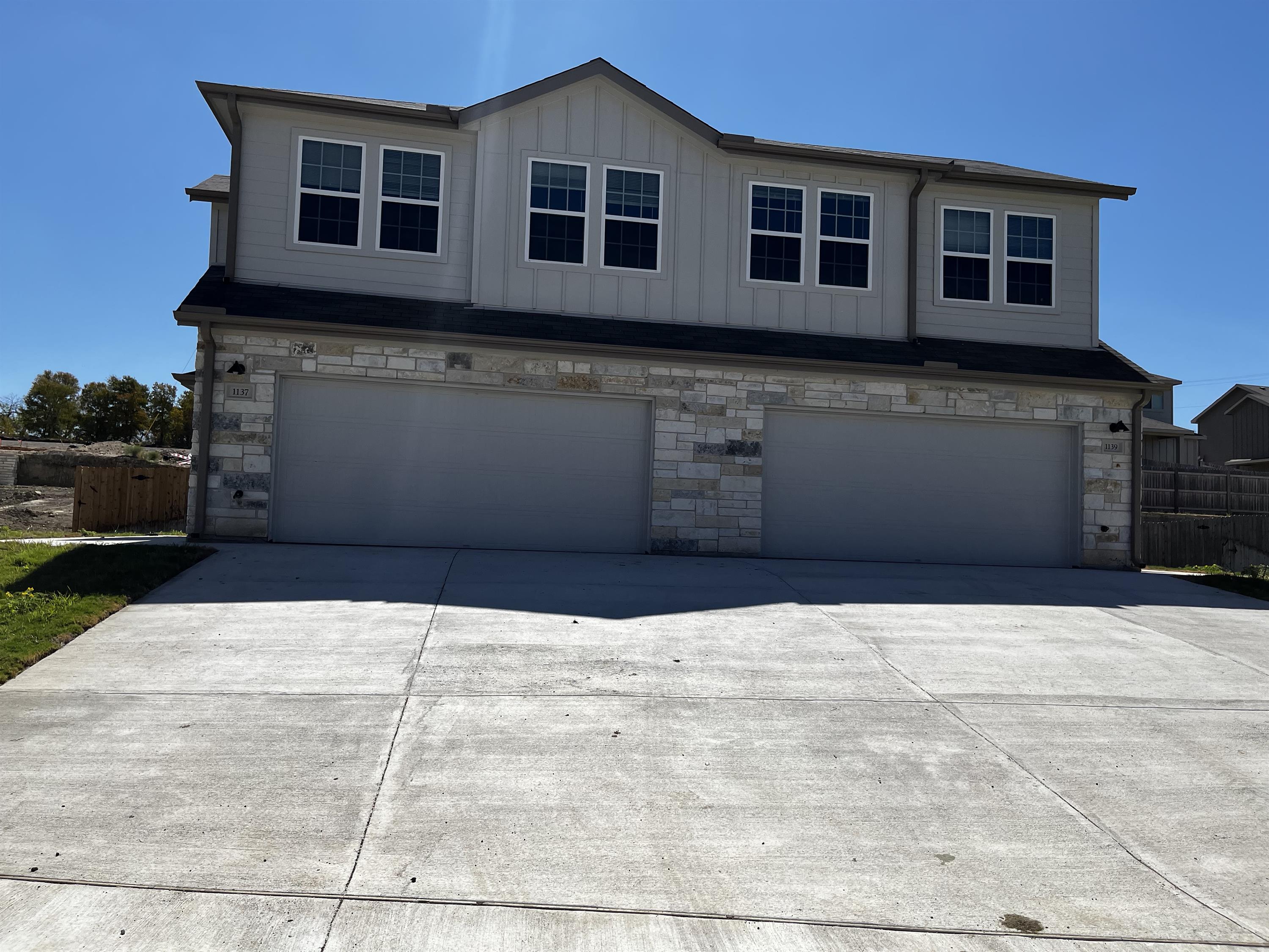 1137 Garland Road - 1