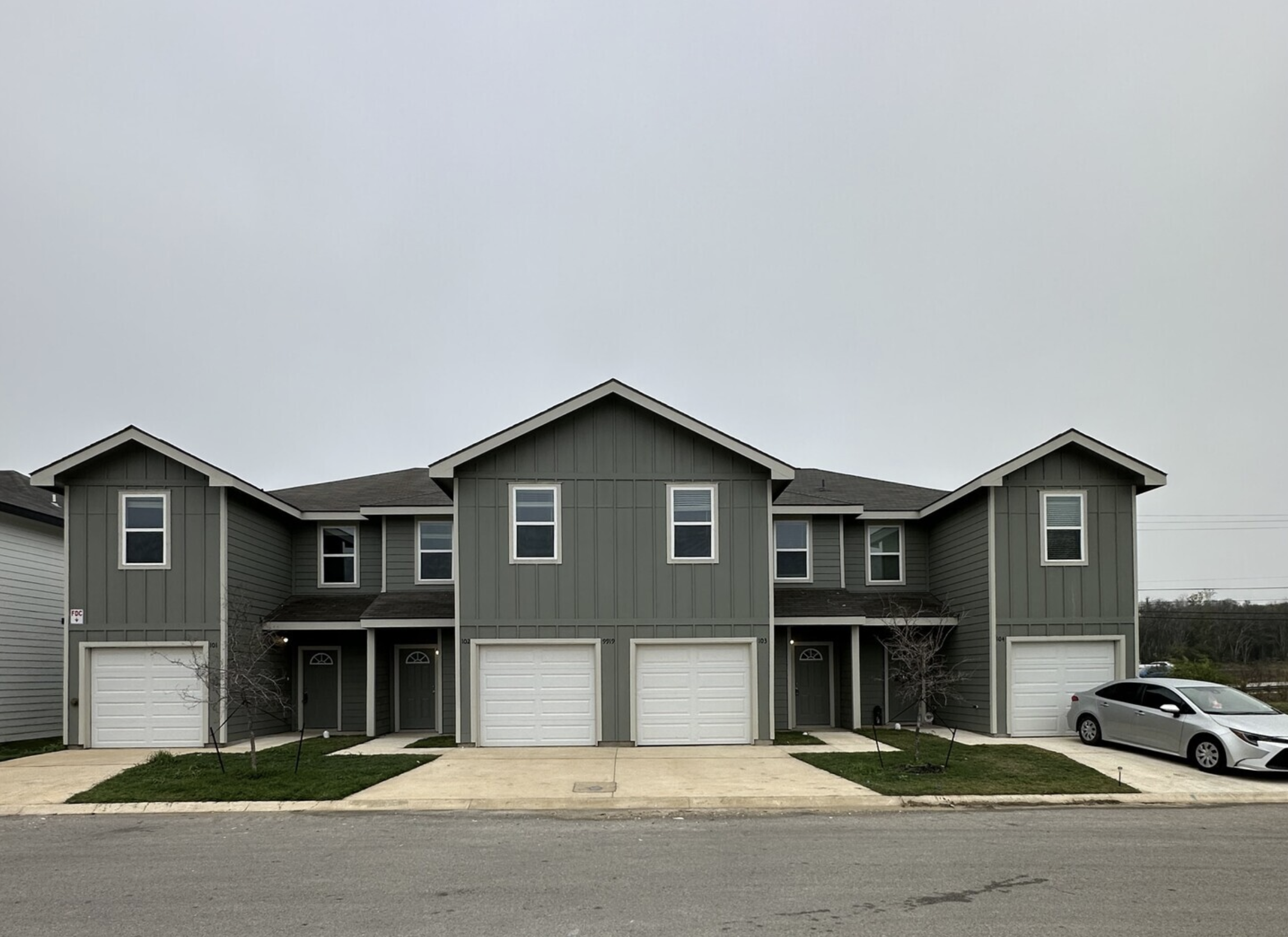 Property main image