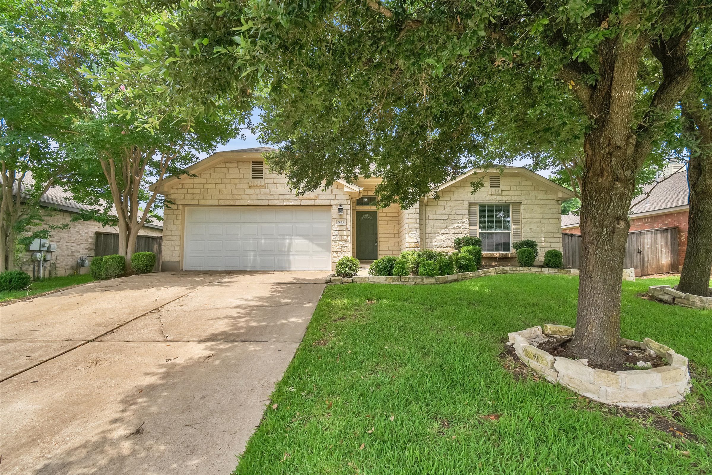 808 Meadow Bluff Court