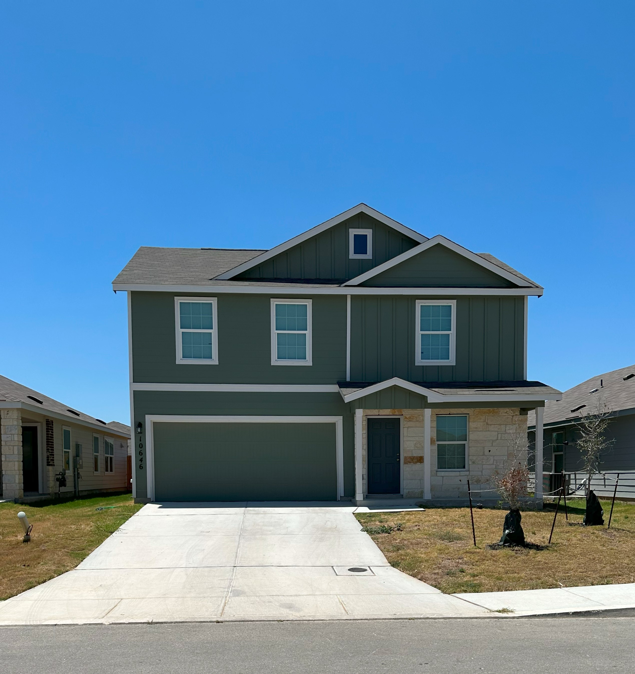 Property main image