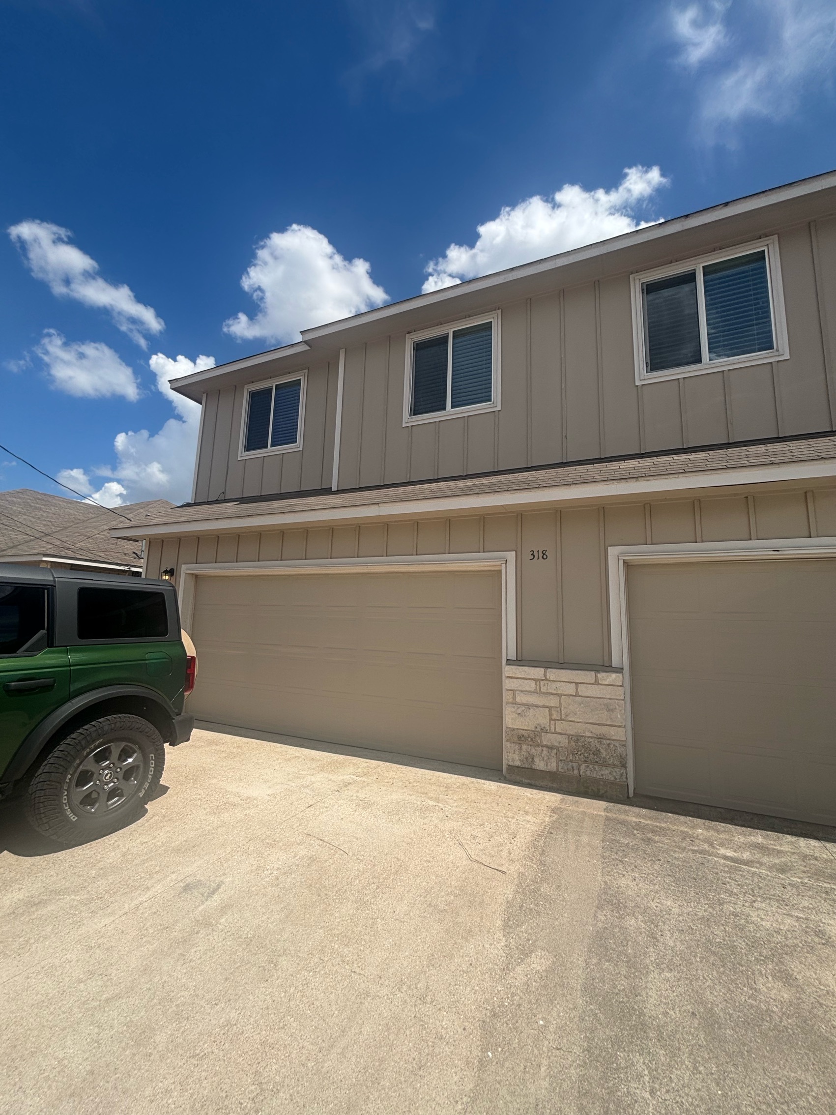 318 Main Street - B